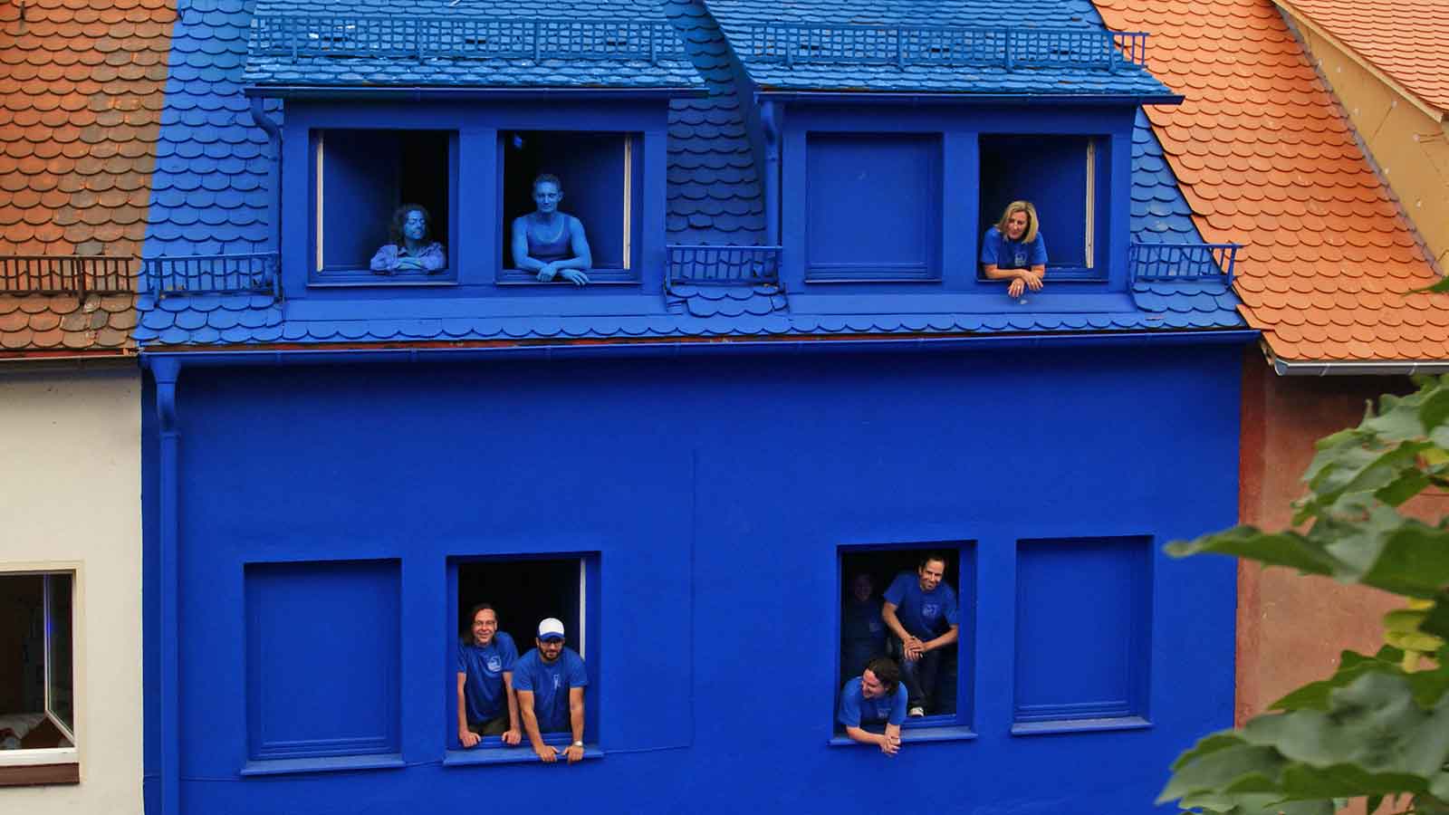 Kunstprojekt Blaues Haus - Helfer